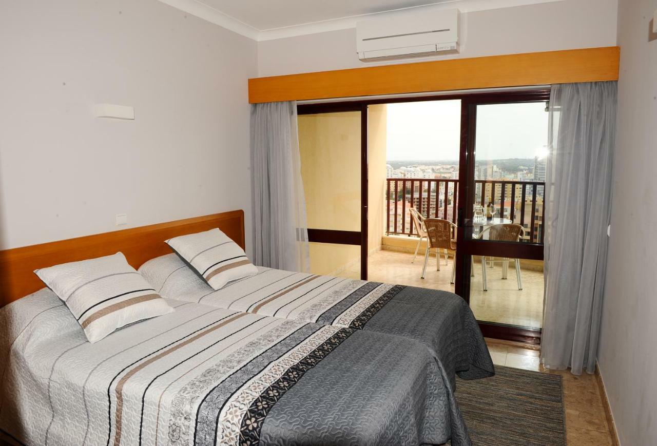 Sol Mar Apartment ปอร์ติเมา ภายนอก รูปภาพ